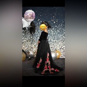 Flower Girl / Ball Gown black dress